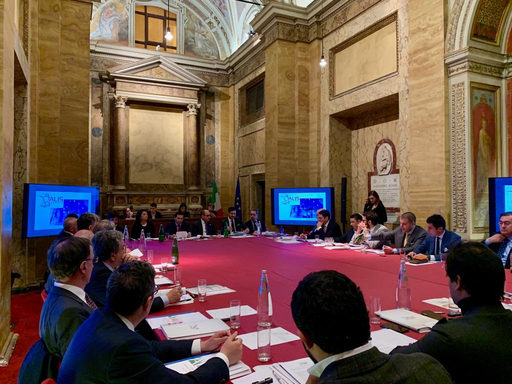 Centro Studi Alis: presentato a Roma lo studio “Trasporti e logistica: Alis studia l’economia insulare”