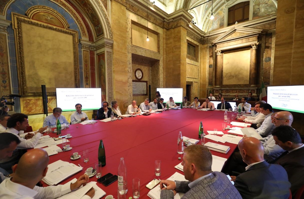 Consiglio direttivo ALIS: proposte tecniche sul trasporto sostenibile, aggiornamento dello studio sull’economia insulare e protocollo di intesa con MAREVIVO